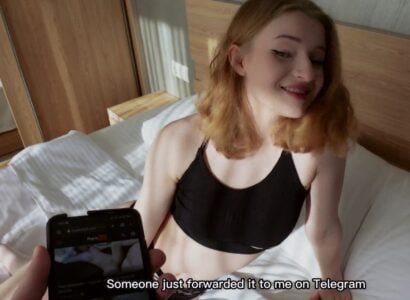 Seu irmão a pegou assistindo filmes adultos e constantemente queria fazer sexo
