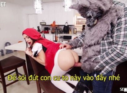 Ela conseguiu com o velho lobo e o lenço vermelho