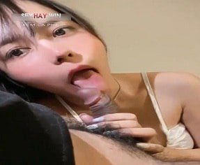 Linda e focada apenas em sexo